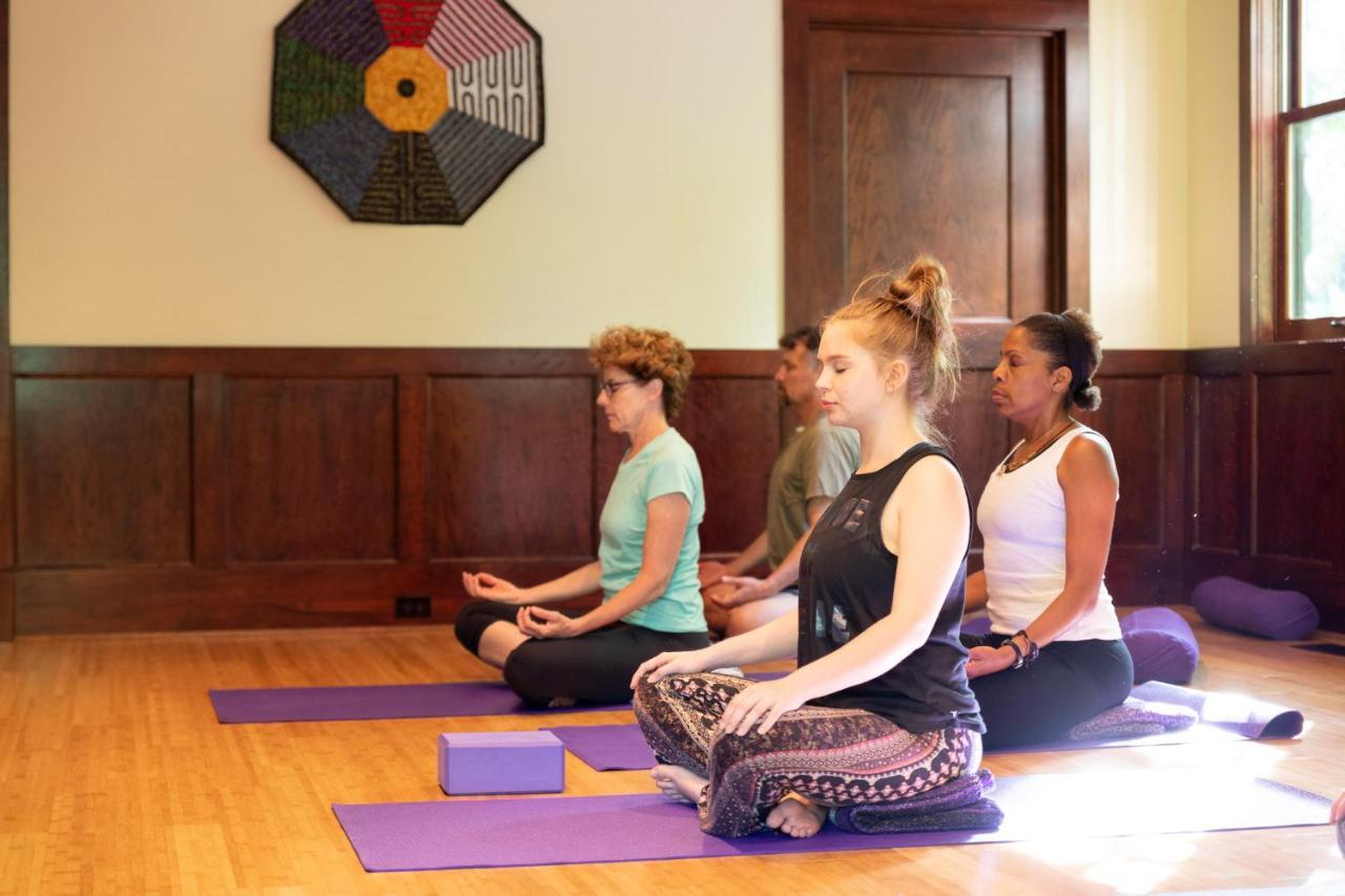Hotel Om Sanctuary Holistic Retreat Asheville Exteriér fotografie
